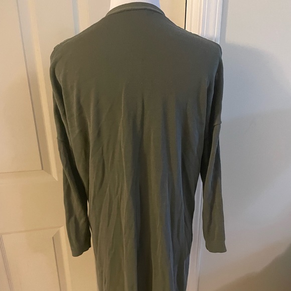 Beautiful Claudie Pierlot cut out sleeve cardigan - Picture 5 of 11